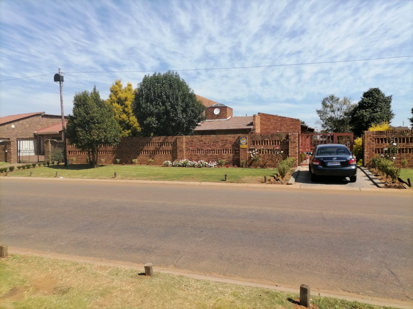 3 Bedroom Property for Sale in Windmill Park Gauteng