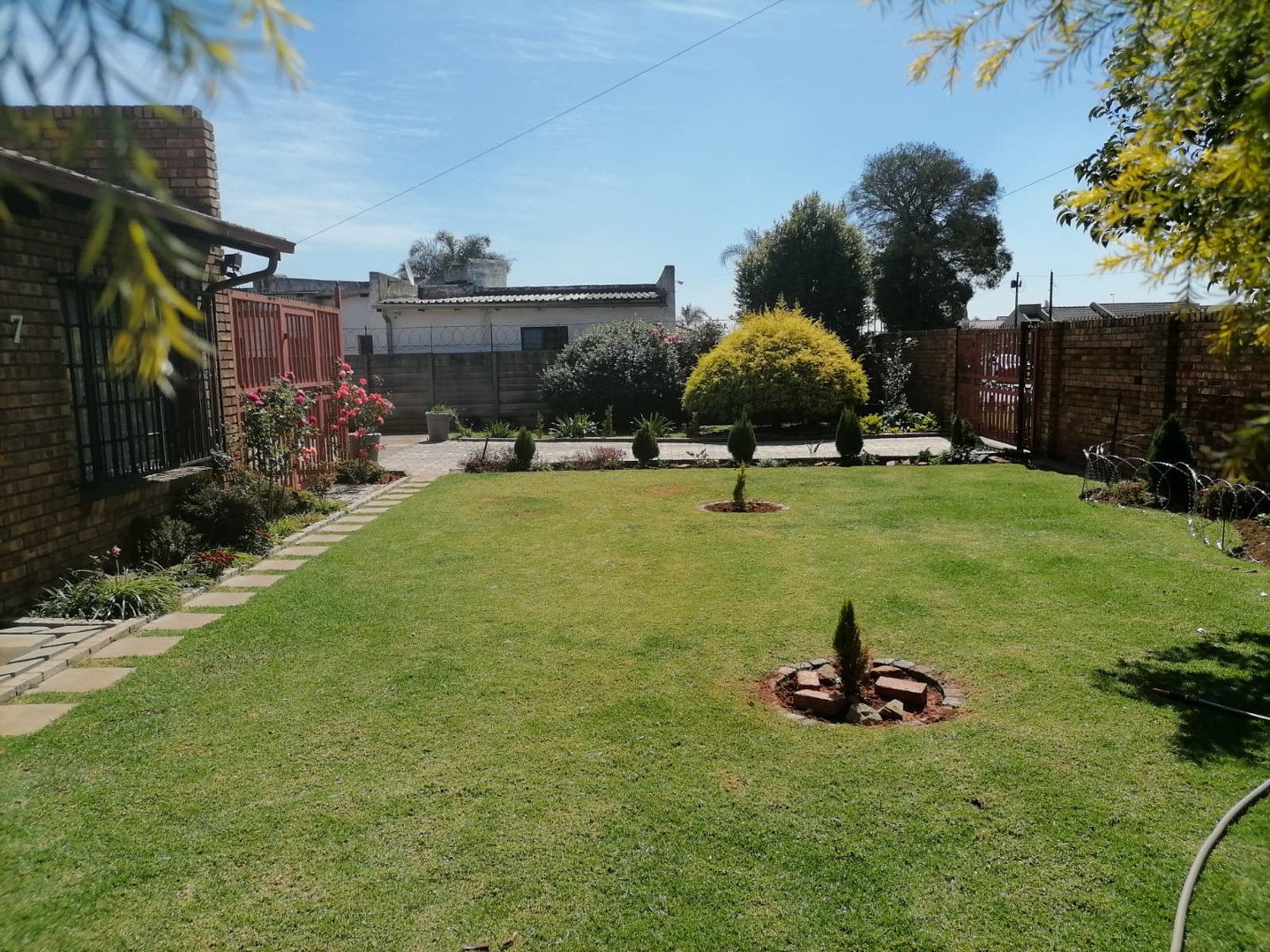 3 Bedroom Property for Sale in Windmill Park Gauteng