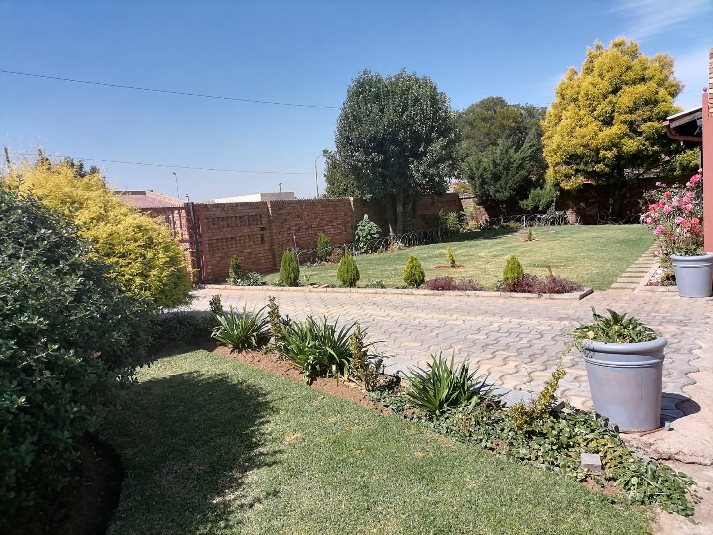 3 Bedroom Property for Sale in Windmill Park Gauteng