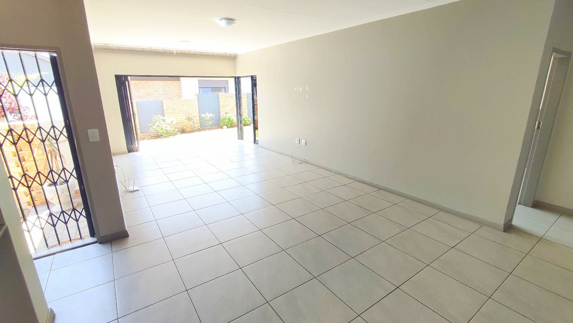 3 Bedroom Property for Sale in Amberfield Gauteng