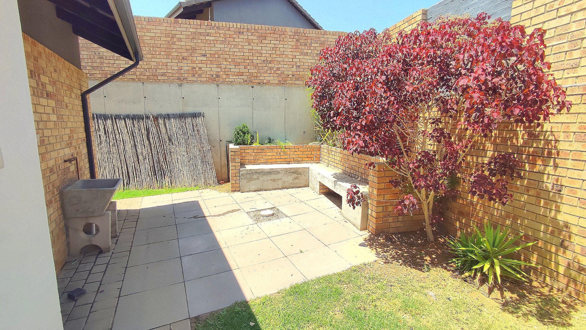 3 Bedroom Property for Sale in Amberfield Gauteng