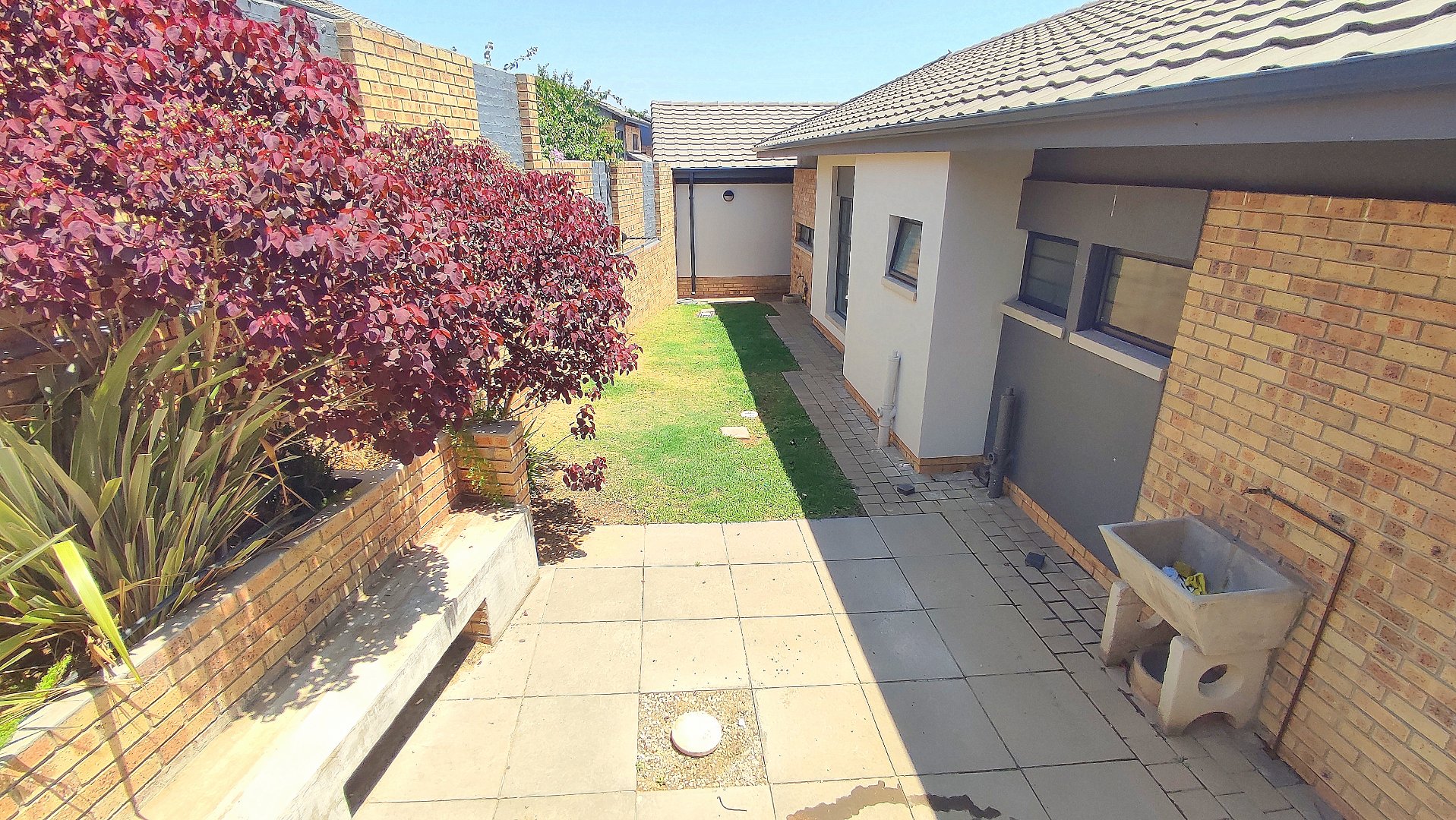 3 Bedroom Property for Sale in Amberfield Gauteng