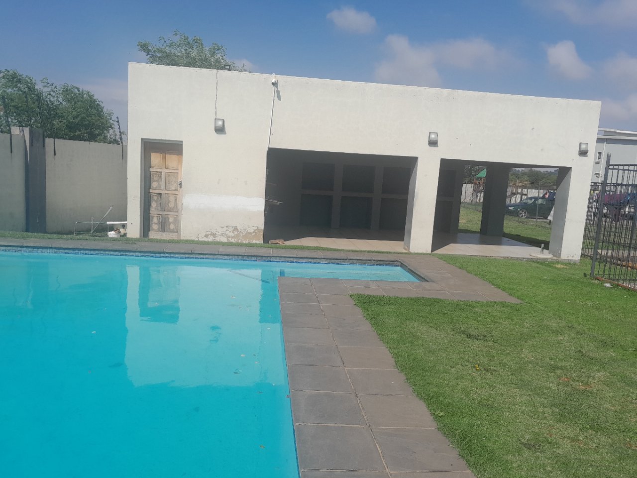 2 Bedroom Property for Sale in Witpoortjie Gauteng