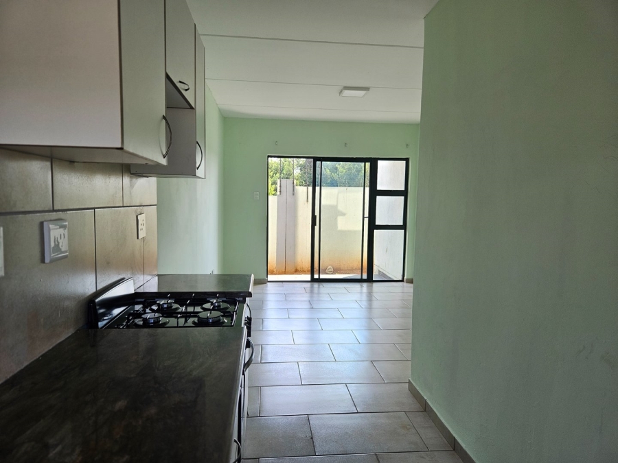 2 Bedroom Property for Sale in Witpoortjie Gauteng