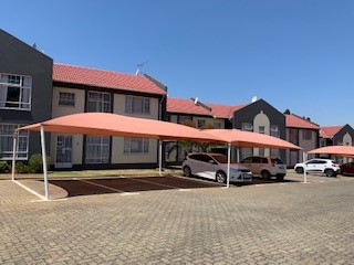 To Let 1 Bedroom Property for Rent in Die Hoewes Gauteng