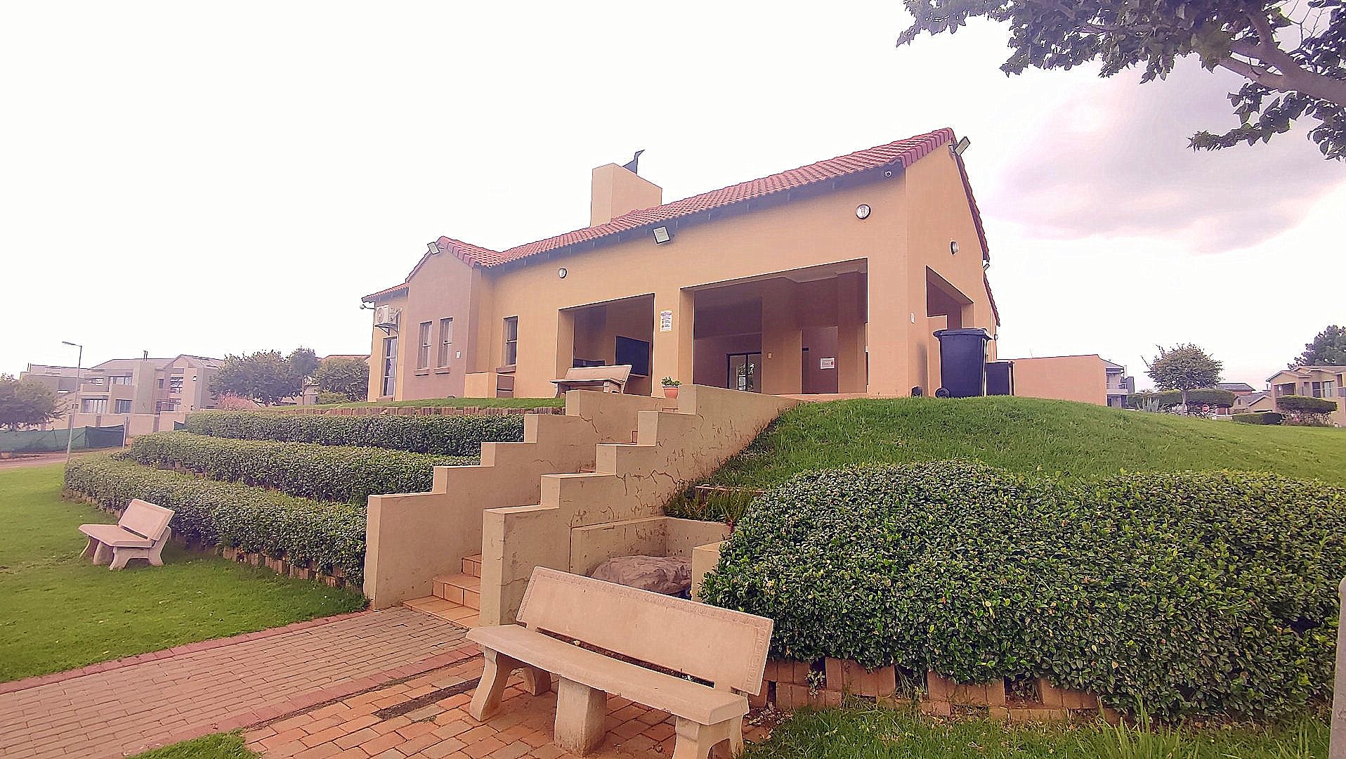  Bedroom Property for Sale in Eldoraigne Gauteng