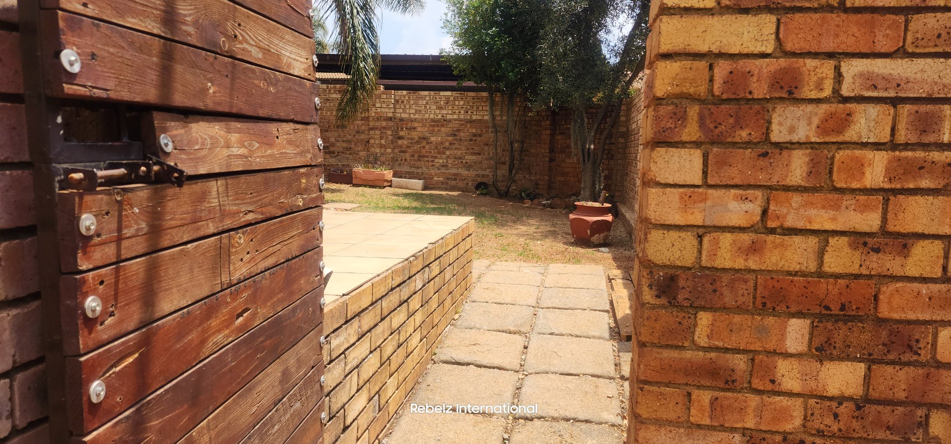 2 Bedroom Property for Sale in Wilgeheuwel Gauteng