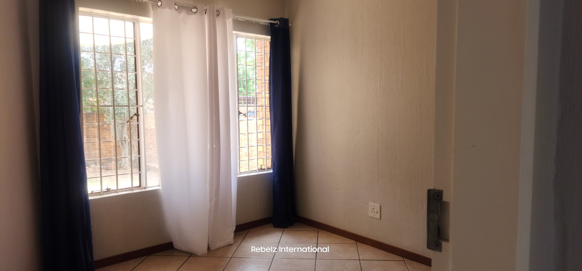 2 Bedroom Property for Sale in Wilgeheuwel Gauteng