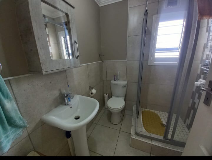 To Let 3 Bedroom Property for Rent in Amberfield Gauteng