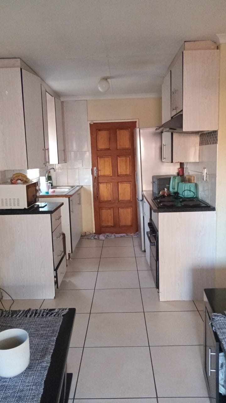 3 Bedroom Property for Sale in Gem Valley Gauteng