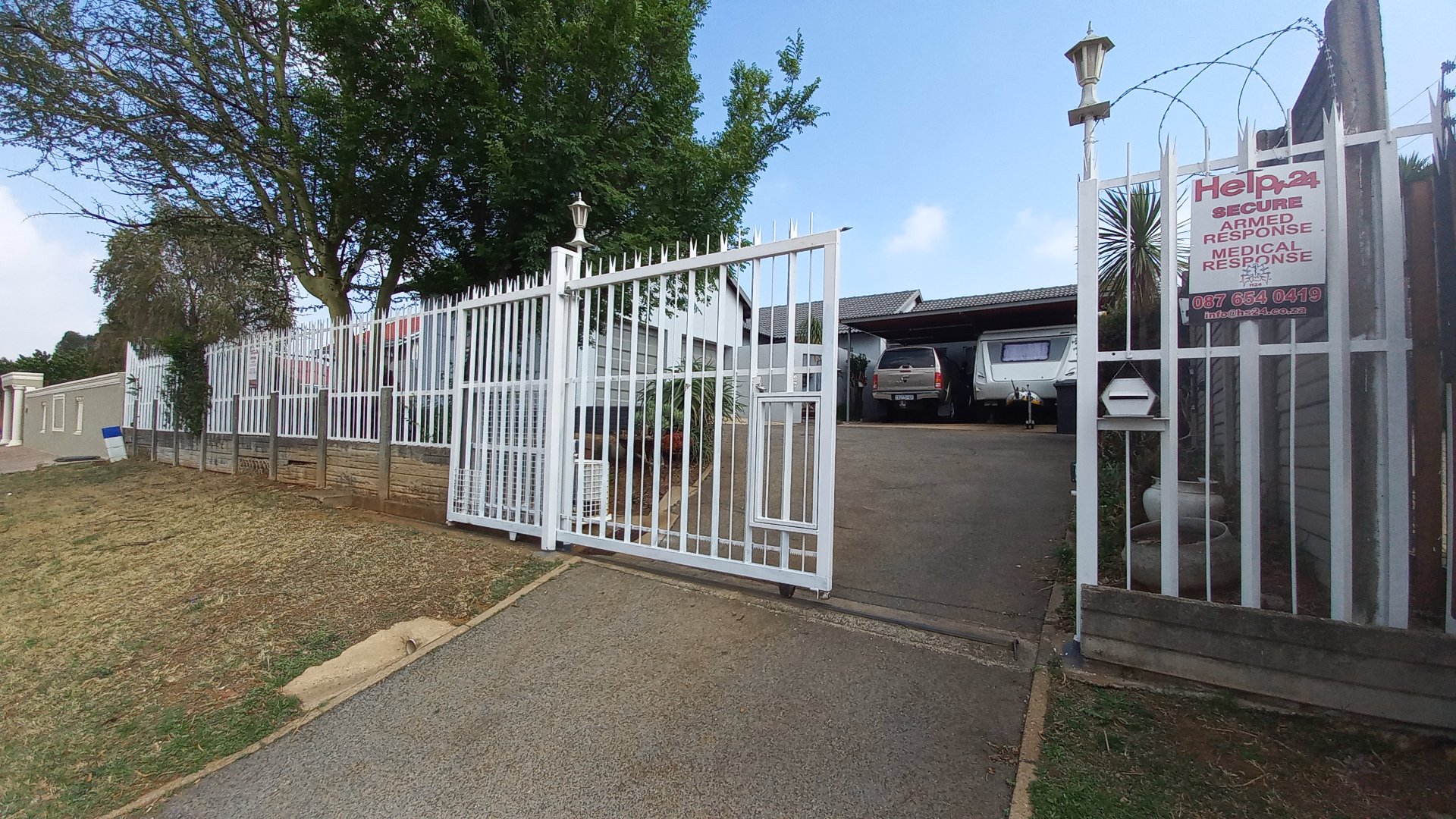 4 Bedroom Property for Sale in Lindhaven Gauteng