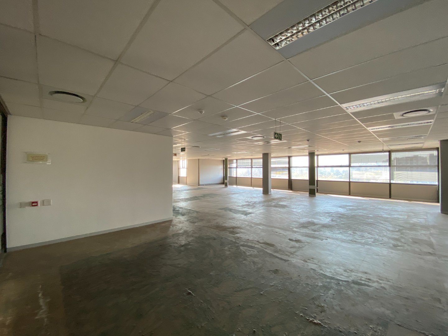 To Let commercial Property for Rent in Ashlea Gardens Gauteng