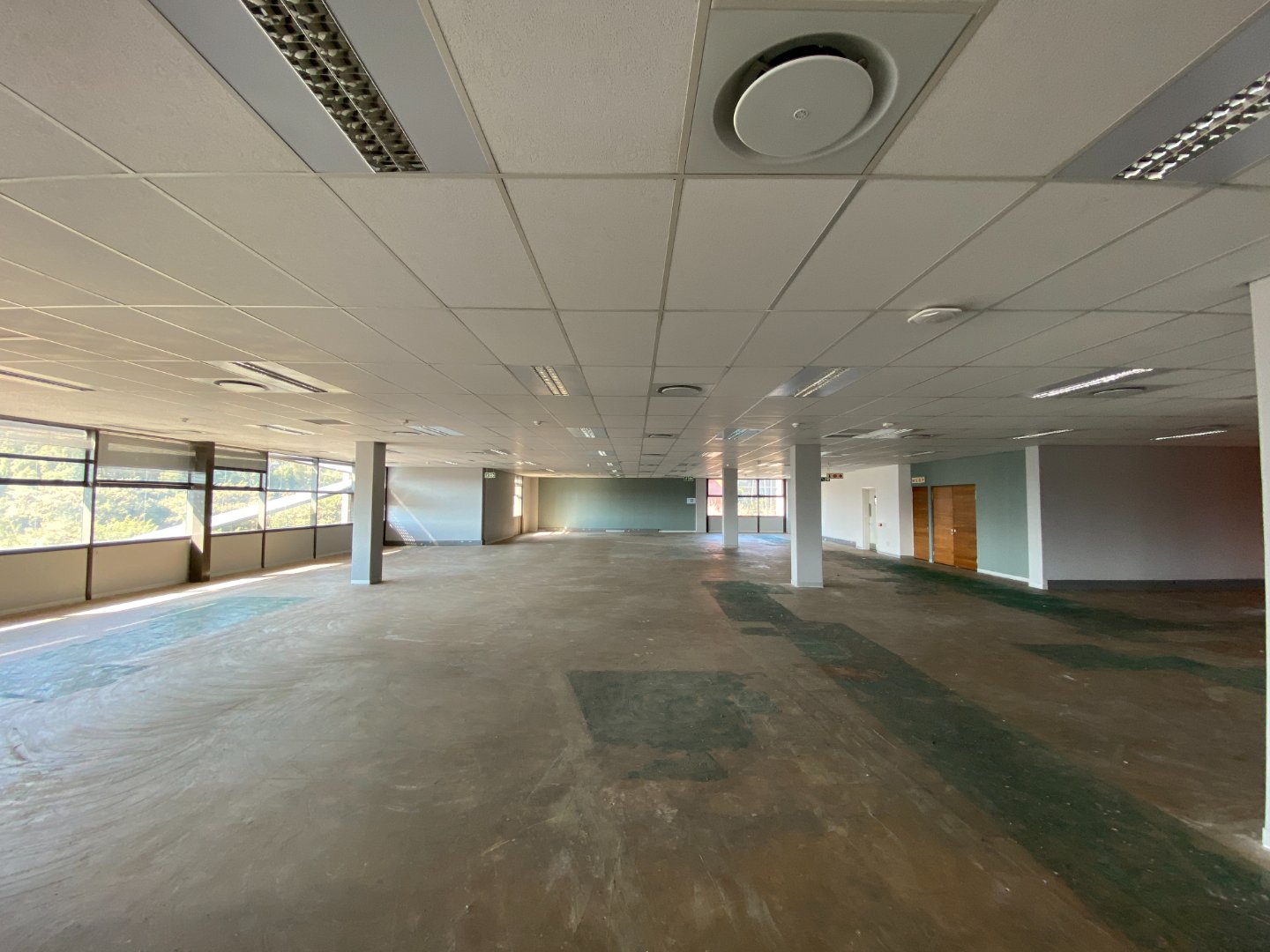 To Let commercial Property for Rent in Ashlea Gardens Gauteng