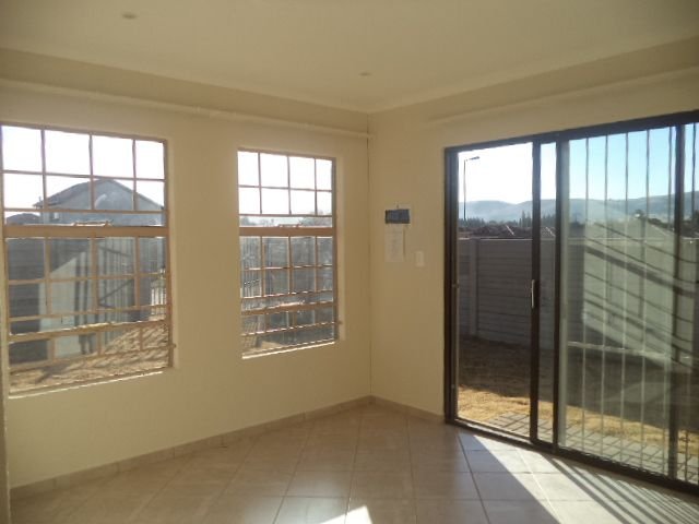 To Let 3 Bedroom Property for Rent in Andeon Gauteng