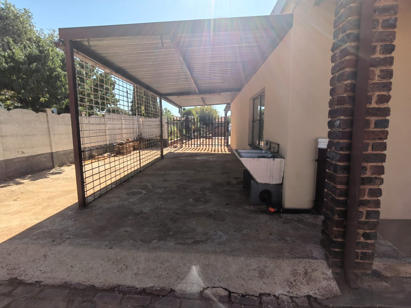 3 Bedroom Property for Sale in Rensburg Gauteng