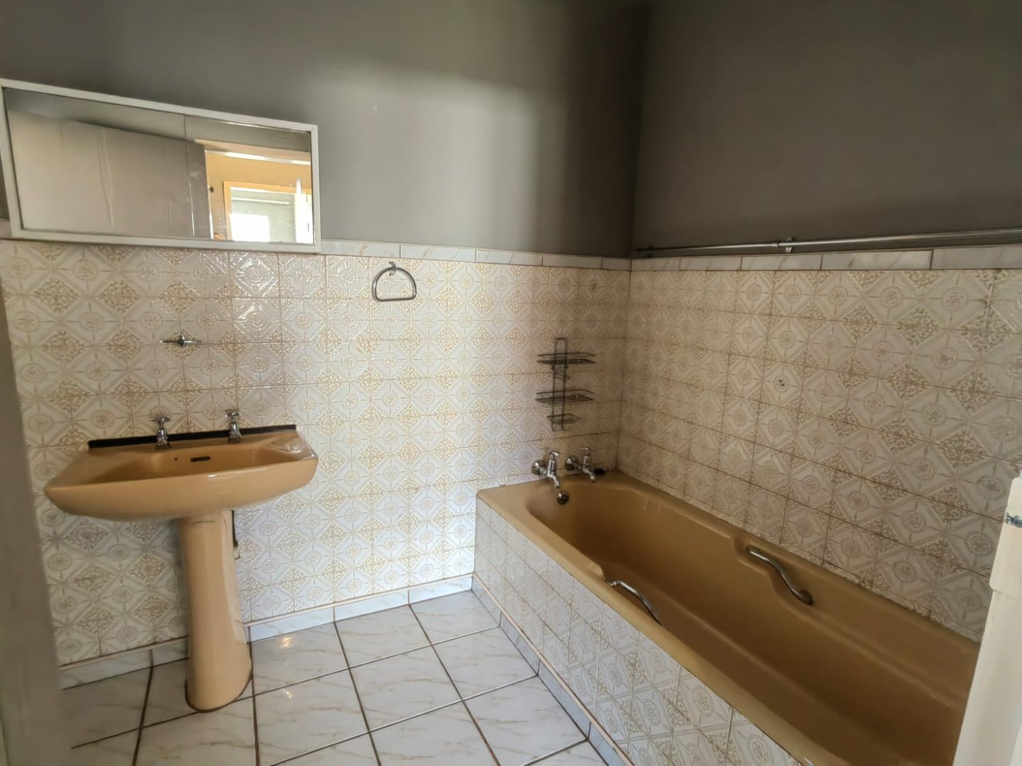 3 Bedroom Property for Sale in Rensburg Gauteng