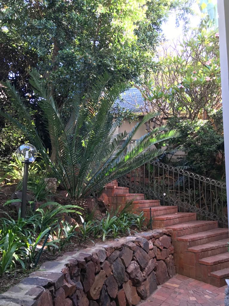 7 Bedroom Property for Sale in Waterkloof Ridge Gauteng