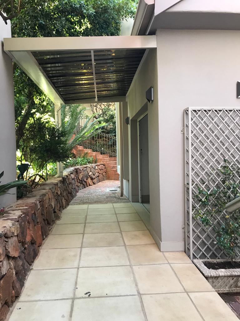 7 Bedroom Property for Sale in Waterkloof Ridge Gauteng