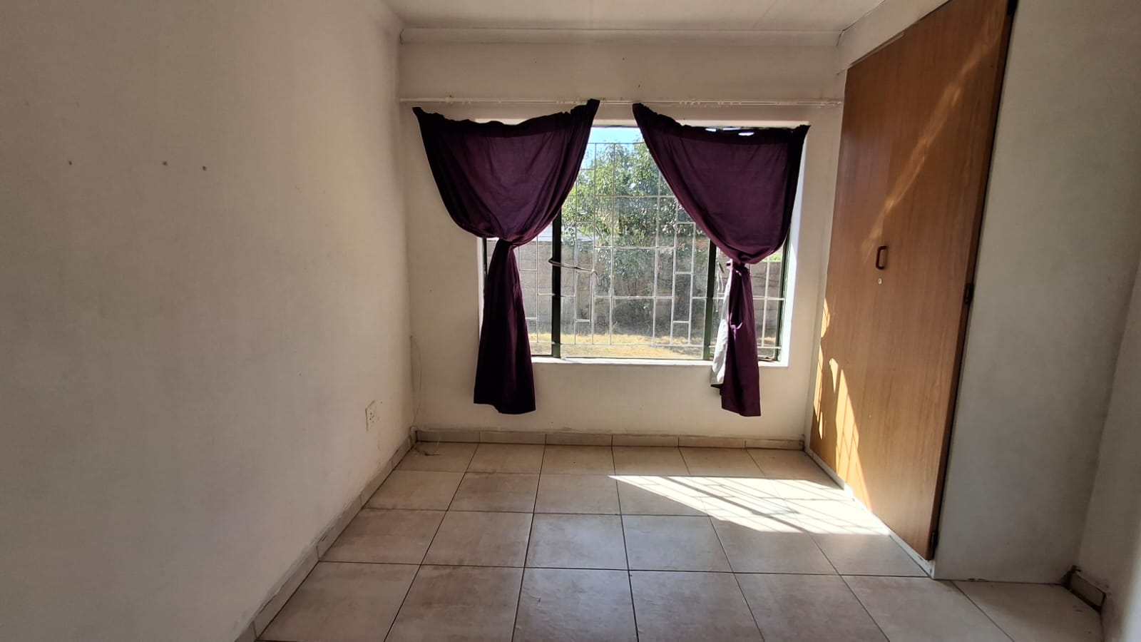 2 Bedroom Property for Sale in The Reeds Gauteng