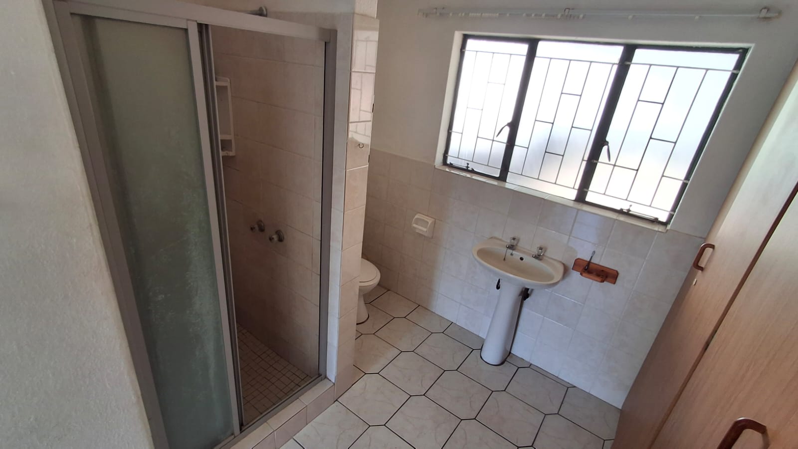 2 Bedroom Property for Sale in The Reeds Gauteng