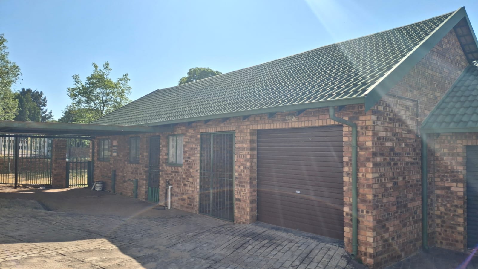 2 Bedroom Property for Sale in The Reeds Gauteng