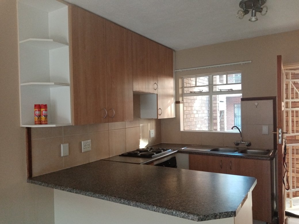 To Let 2 Bedroom Property for Rent in Wonderpark Estate Gauteng