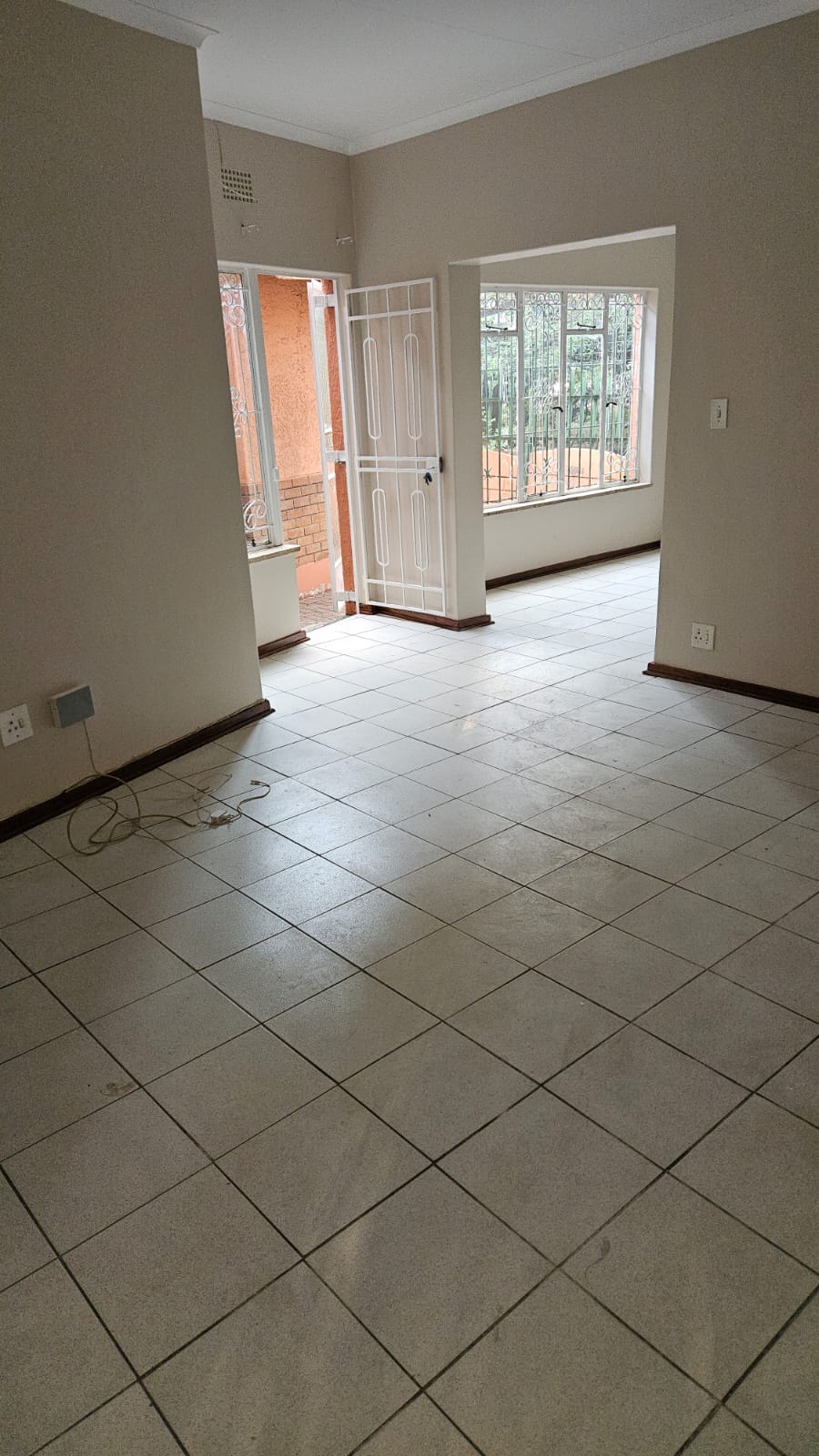 To Let 2 Bedroom Property for Rent in Witfield Gauteng