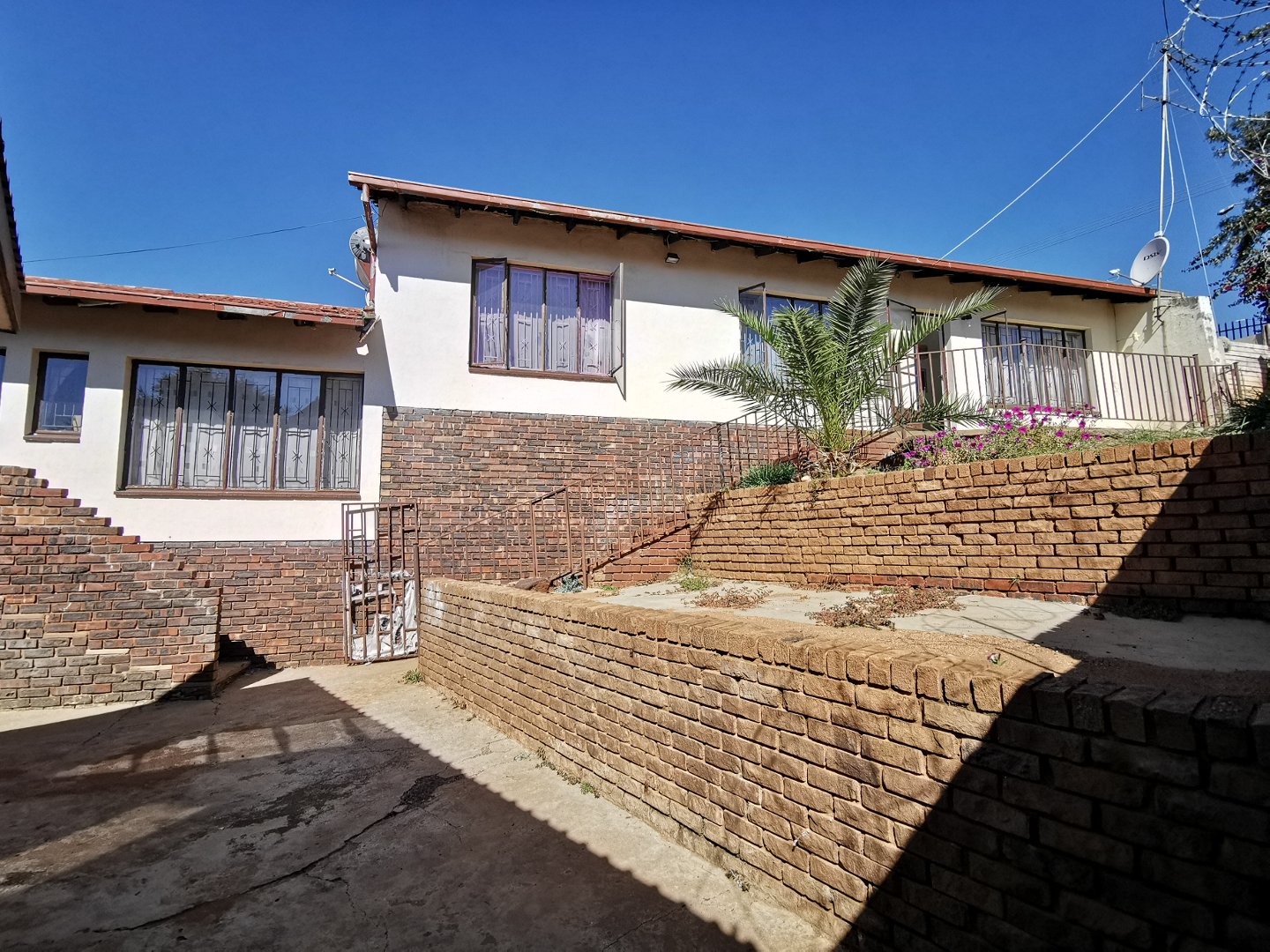 4 Bedroom Property for Sale in Laudium Gauteng