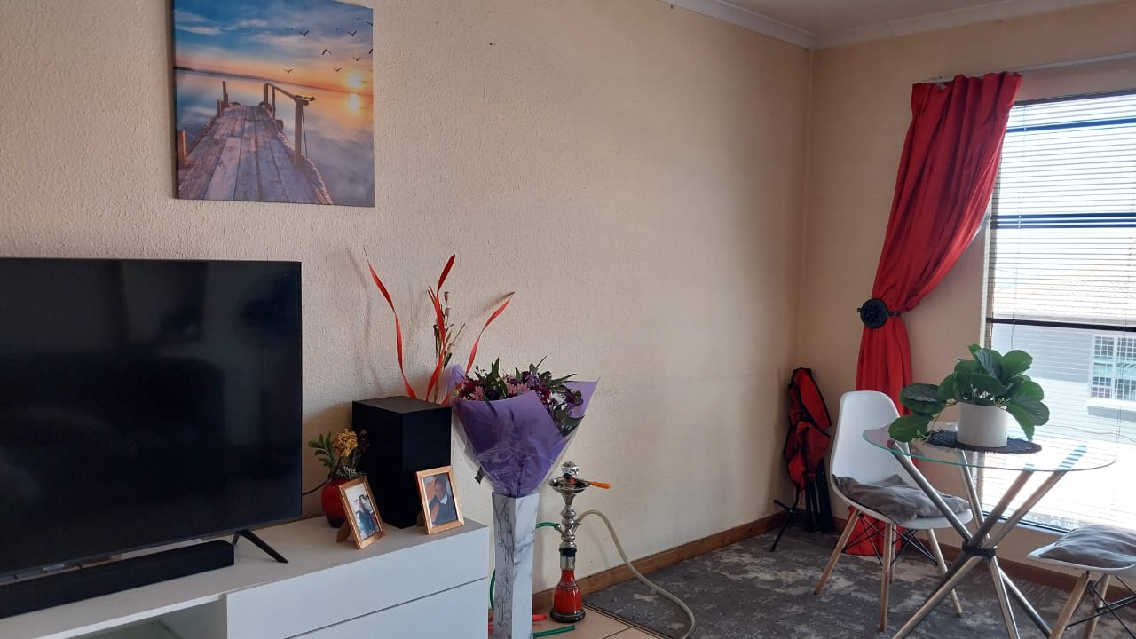 2 Bedroom Property for Sale in Risana Gauteng