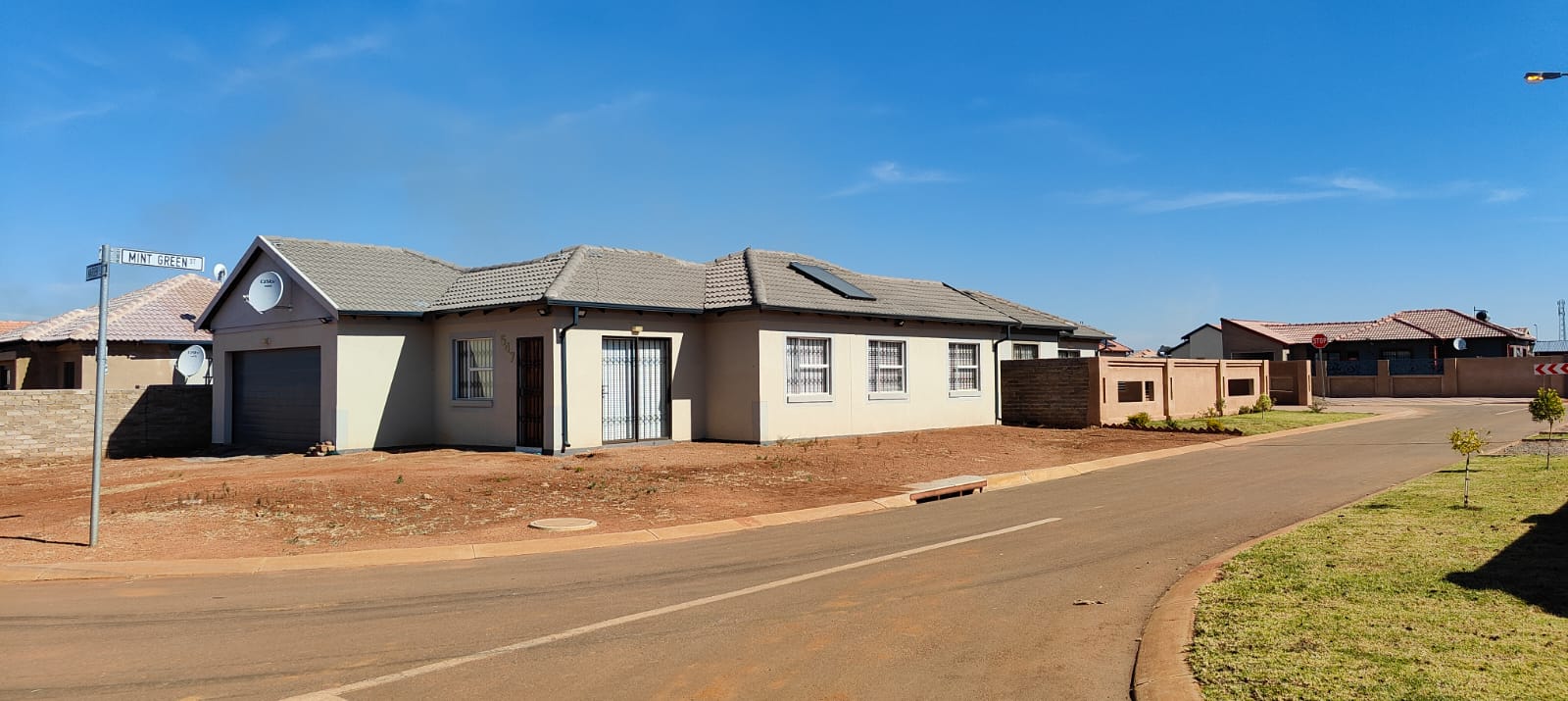 2 Bedroom Property for Sale in Sharon Park Gauteng