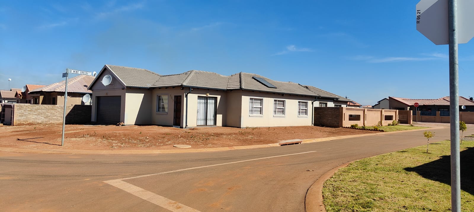 2 Bedroom Property for Sale in Sharon Park Gauteng