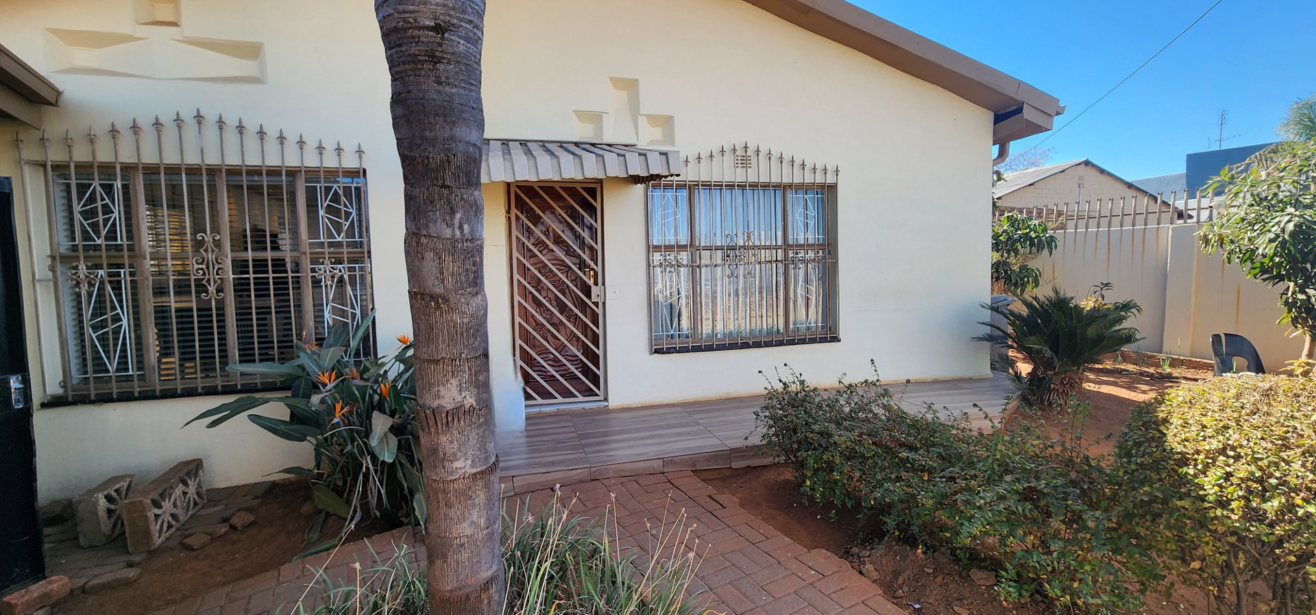 4 Bedroom Property for Sale in Laudium Gauteng