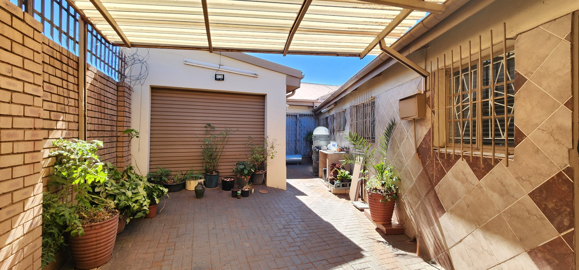 4 Bedroom Property for Sale in Laudium Gauteng