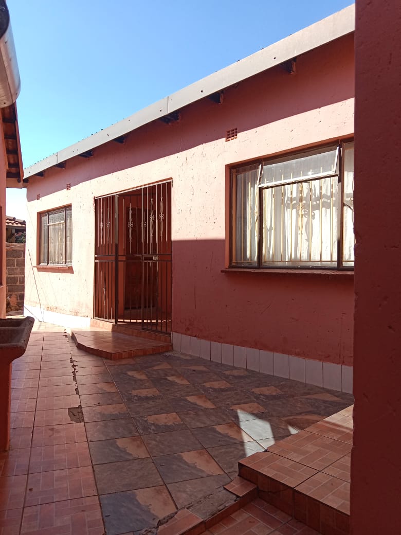 3 Bedroom Property for Sale in Pimville Zone 2 Gauteng