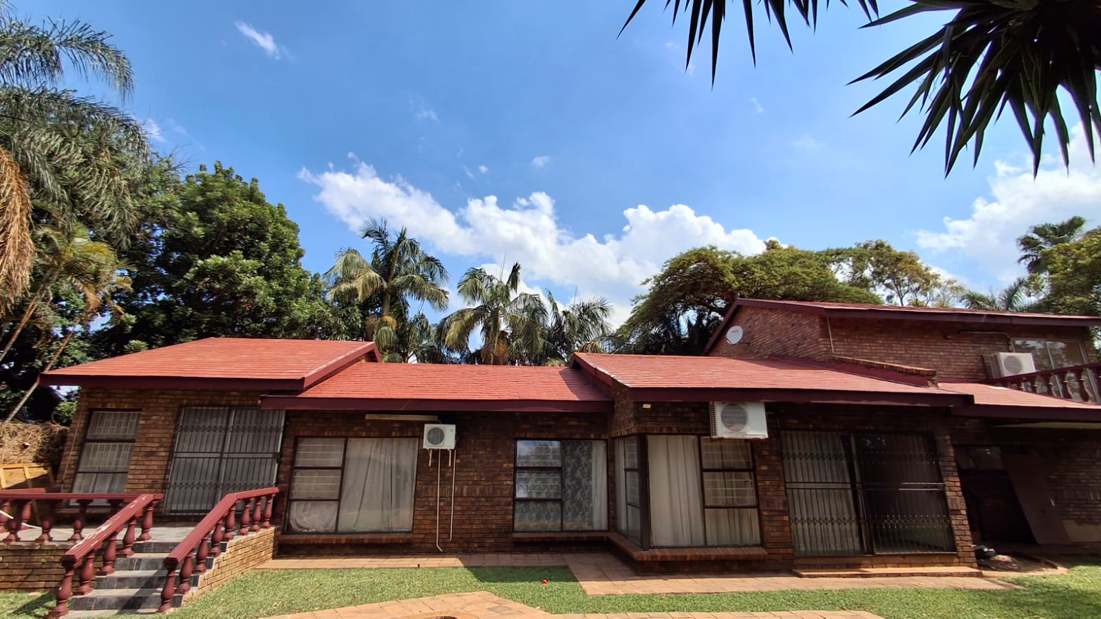 5 Bedroom Property for Sale in Dorandia Gauteng