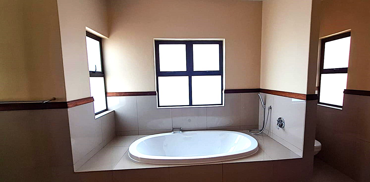 To Let 3 Bedroom Property for Rent in Bryanston Gauteng