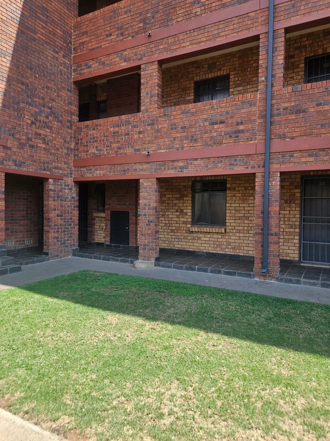 2 Bedroom Property for Sale in Montana Tuine Gauteng