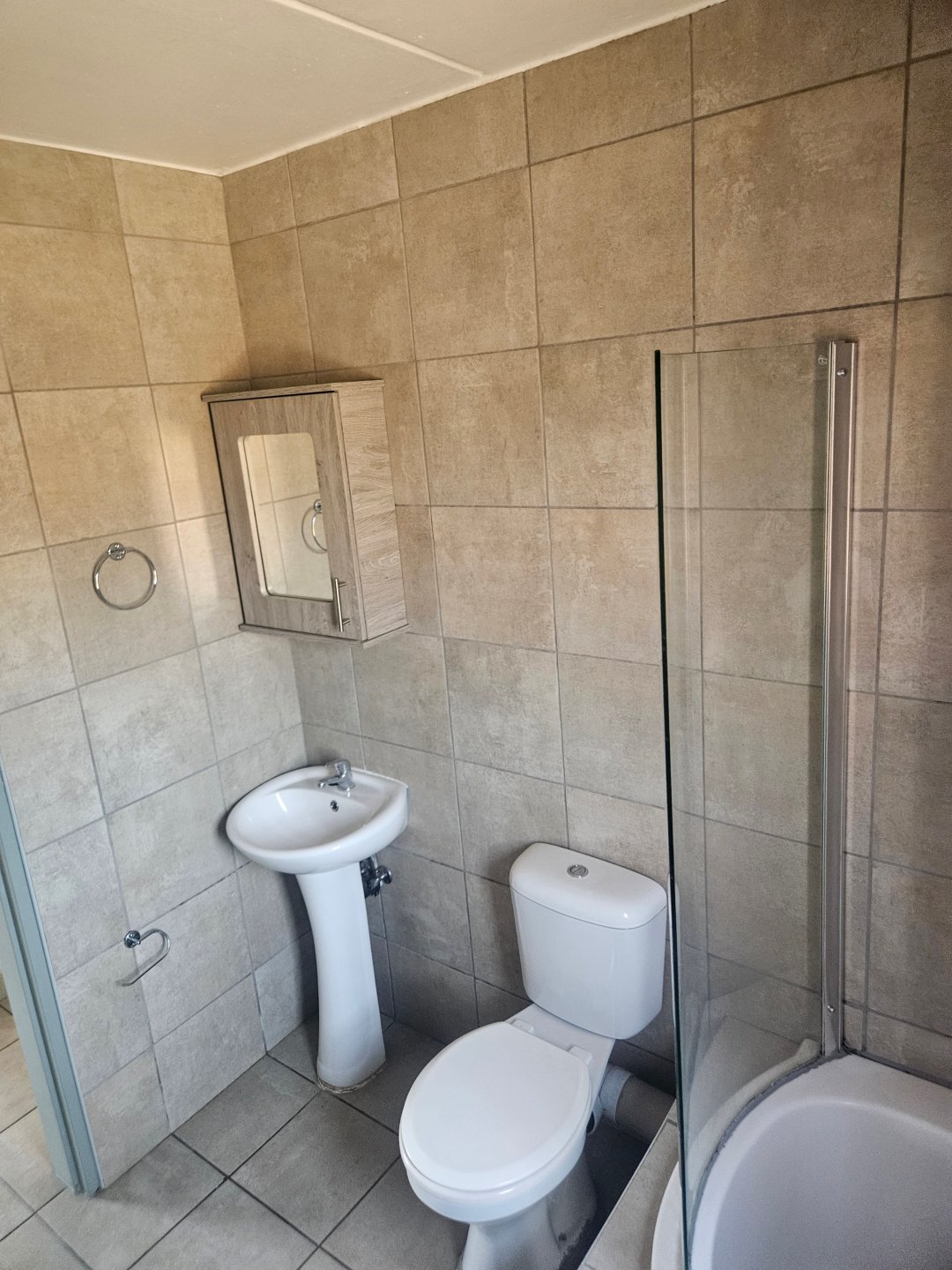 2 Bedroom Property for Sale in Montana Tuine Gauteng