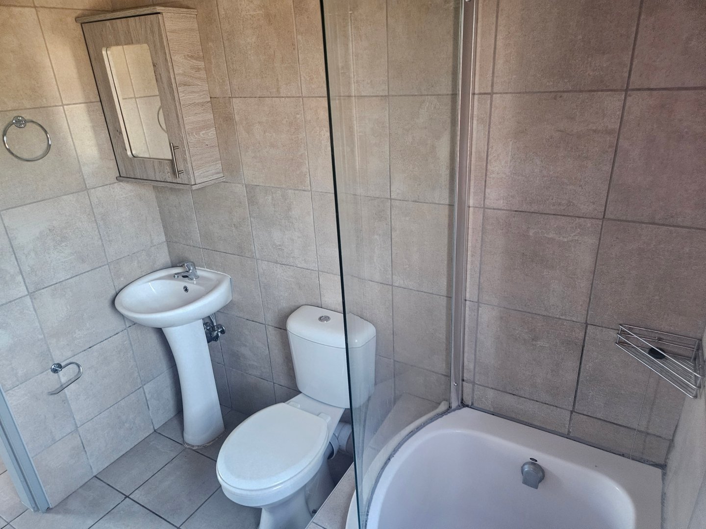 2 Bedroom Property for Sale in Montana Tuine Gauteng