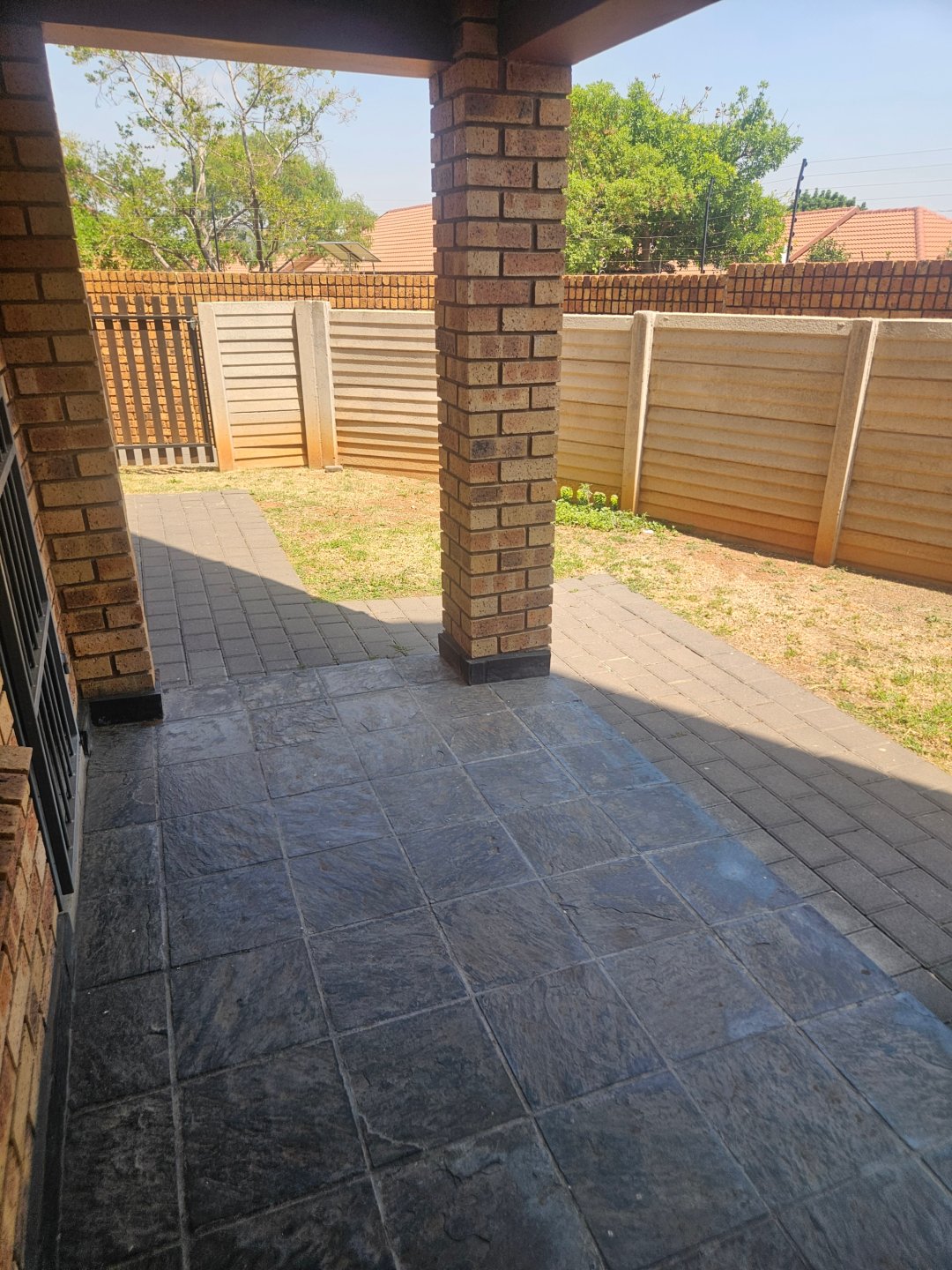 2 Bedroom Property for Sale in Montana Tuine Gauteng