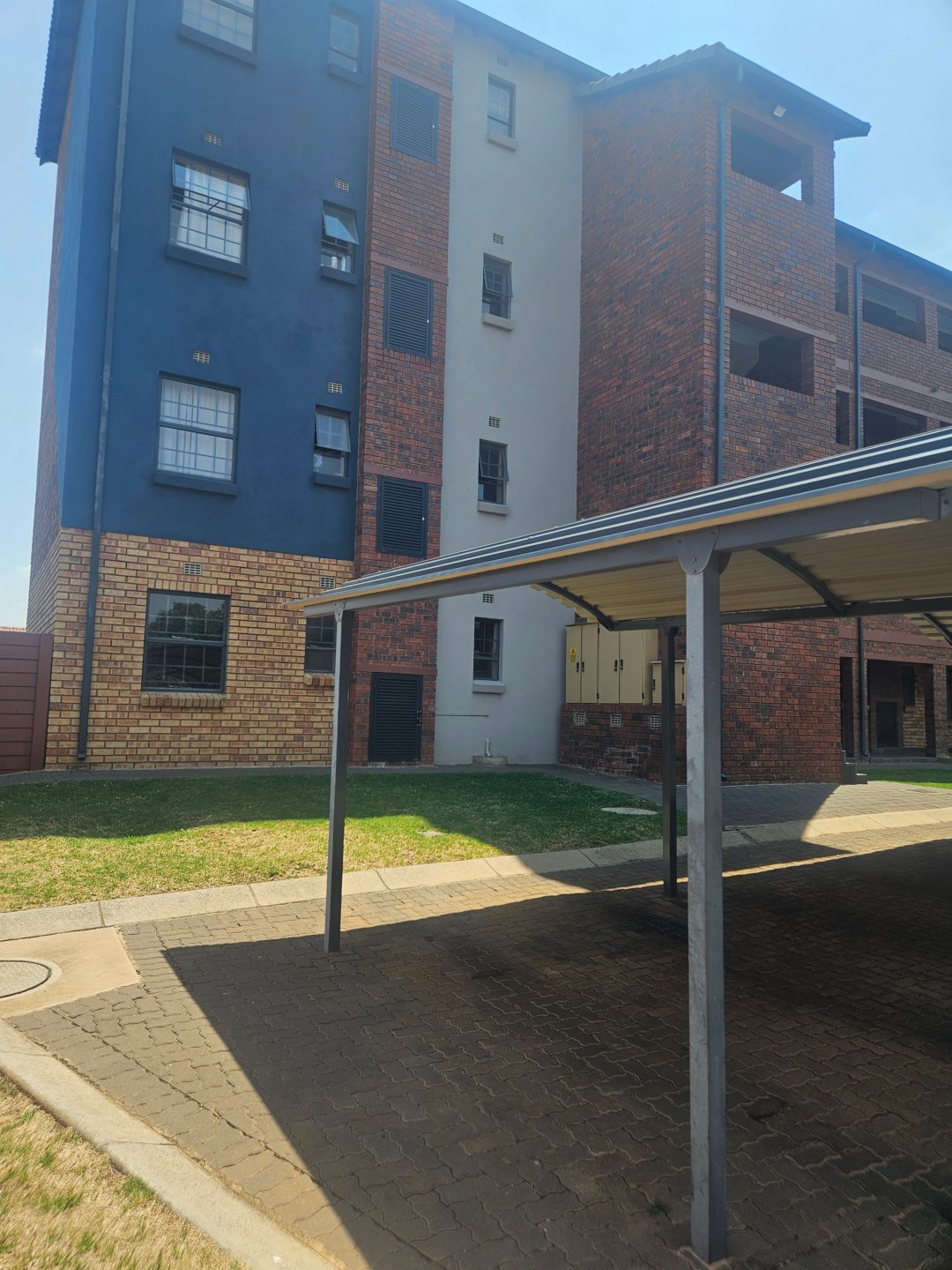 2 Bedroom Property for Sale in Montana Tuine Gauteng