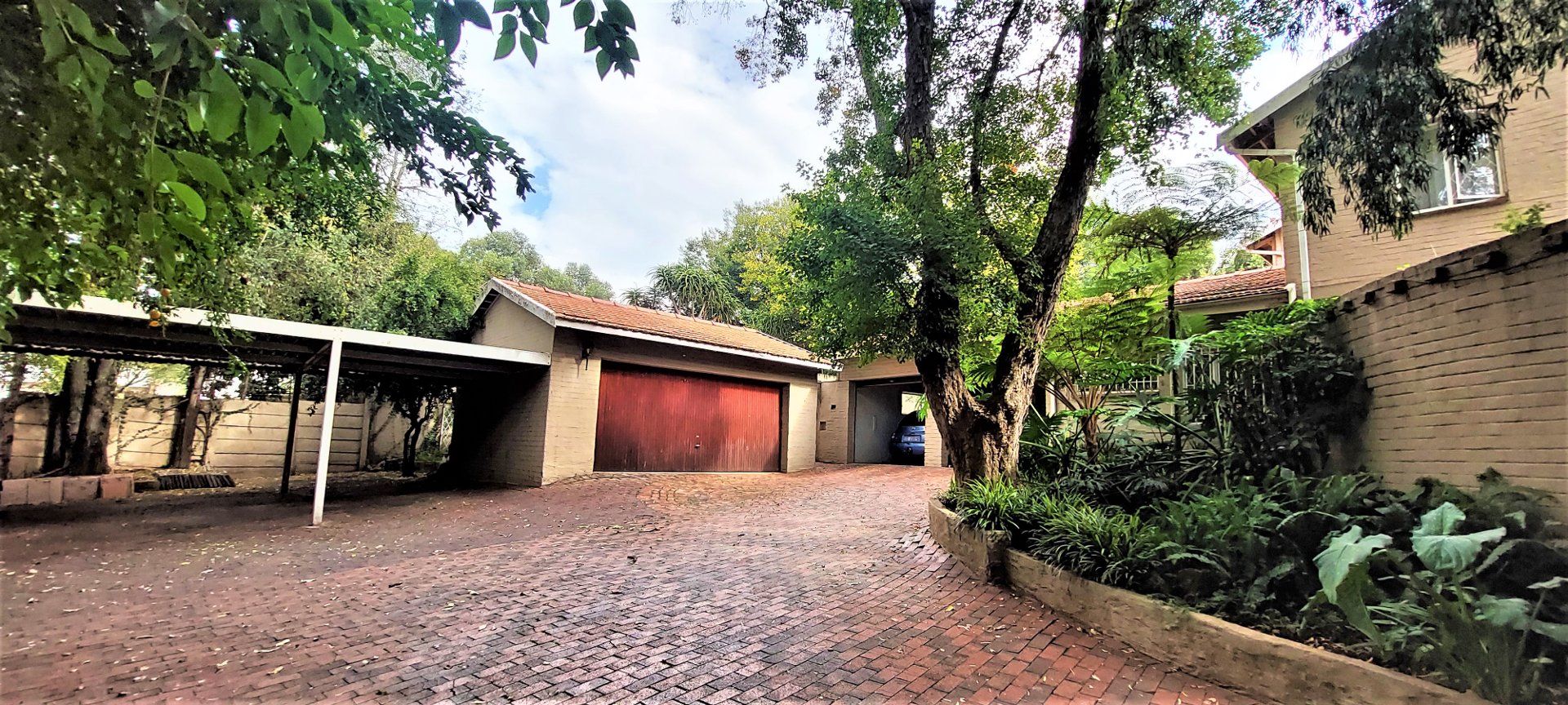 5 Bedroom Property for Sale in Atholhurst Gauteng