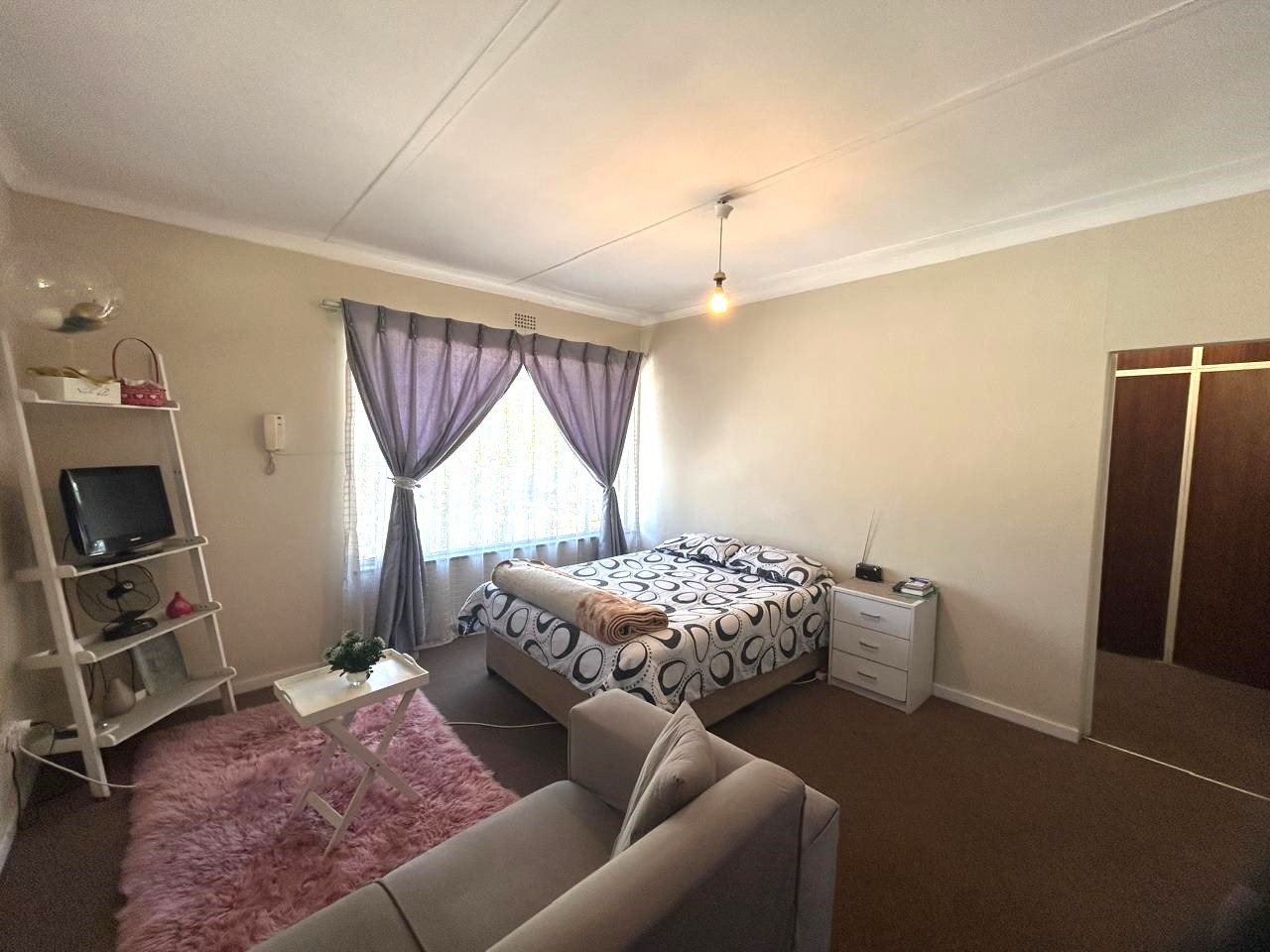 To Let  Bedroom Property for Rent in Parktown North Gauteng