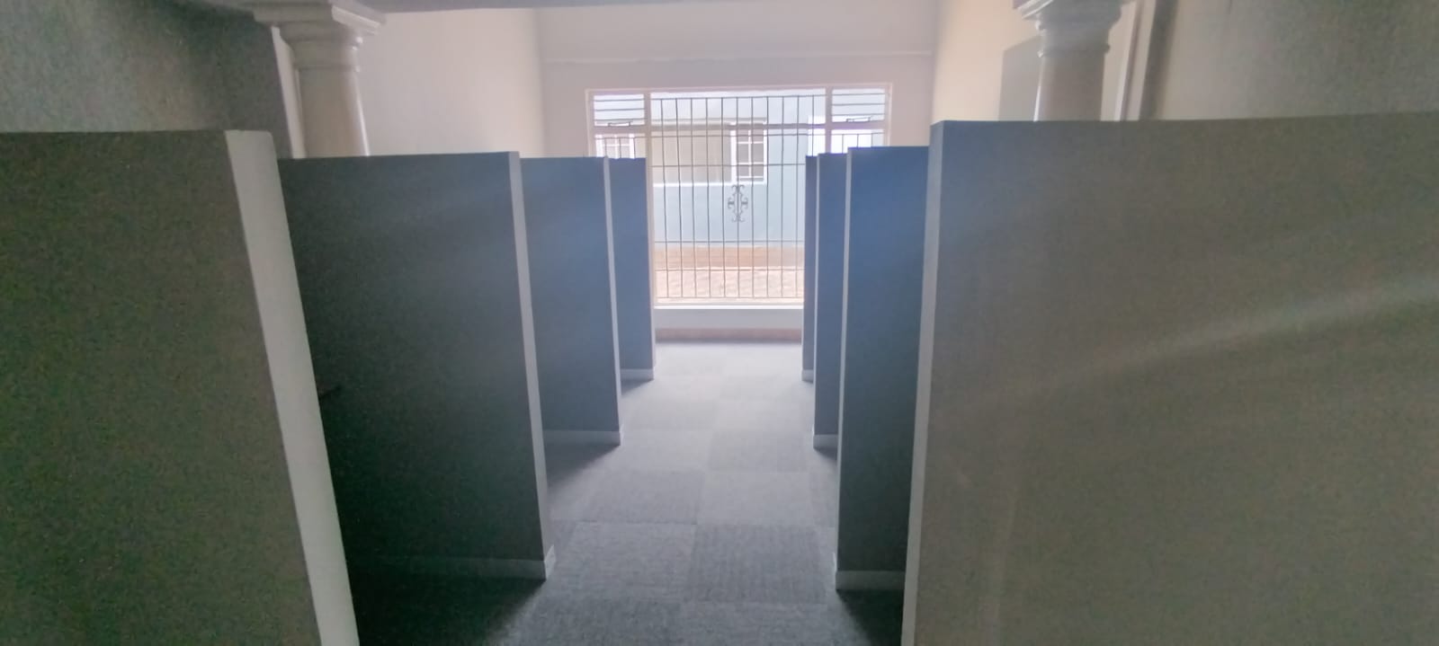 To Let commercial Property for Rent in Mondeor Gauteng