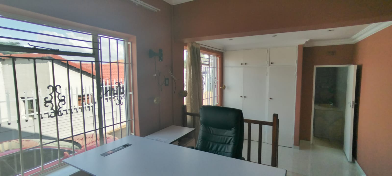 To Let commercial Property for Rent in Mondeor Gauteng