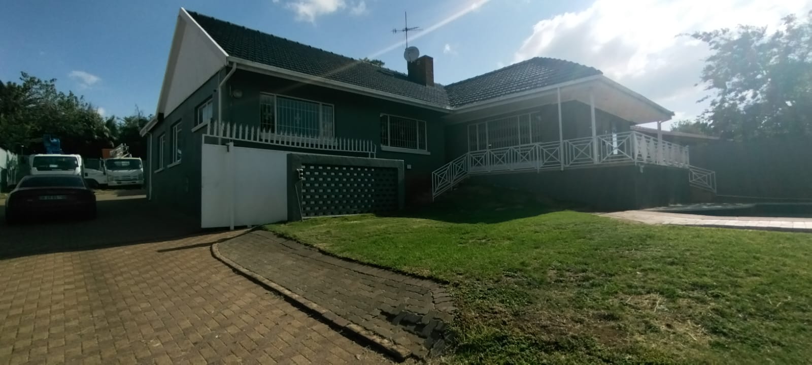 To Let commercial Property for Rent in Mondeor Gauteng