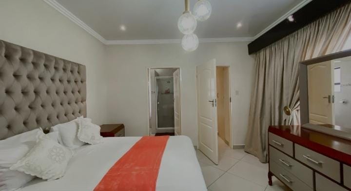 5 Bedroom Property for Sale in Leondale Gauteng