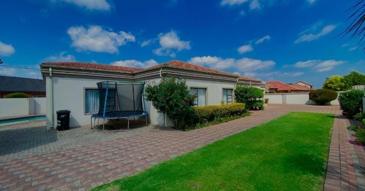 5 Bedroom Property for Sale in Leondale Gauteng