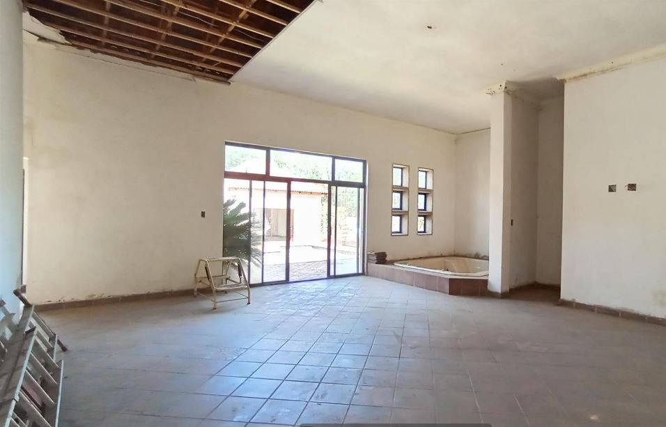 4 Bedroom Property for Sale in Raslouw Gauteng