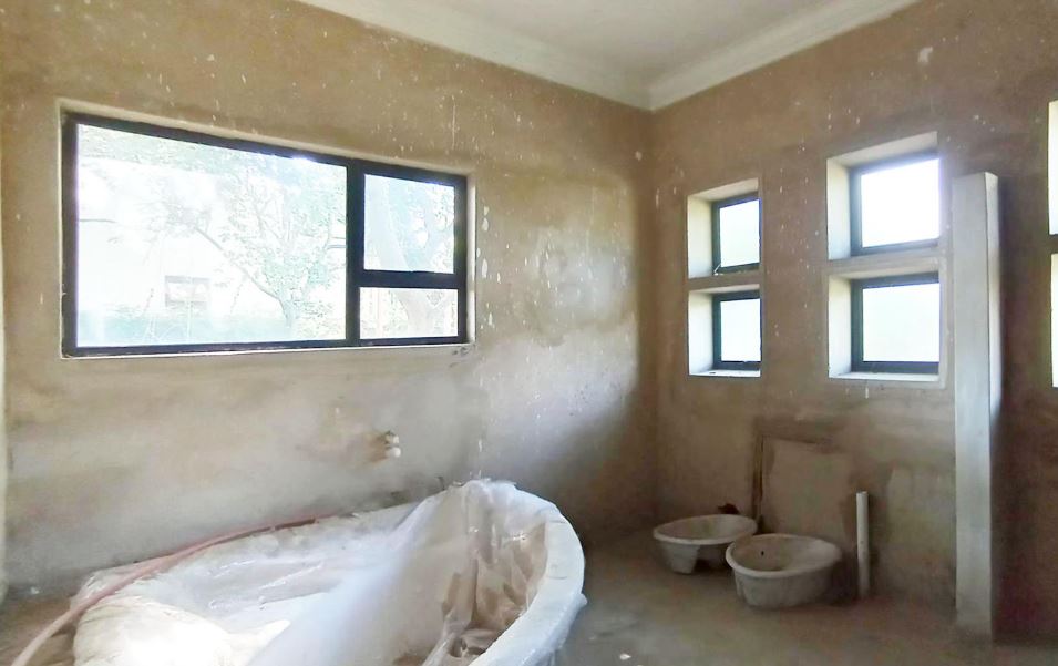 4 Bedroom Property for Sale in Raslouw Gauteng